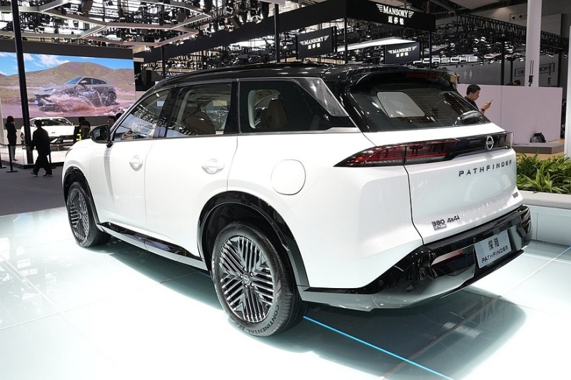 Альтернативный Nissan Pathfinder: представлен серийный кроссовер