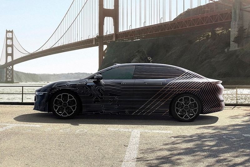 Geely показала первый седан марки Zeekr