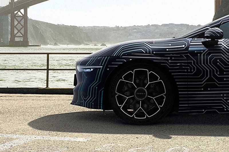 Geely показала первый седан марки Zeekr