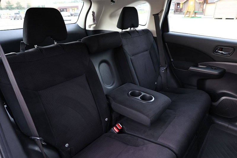 Honda CR-V IV(RM) c пробегом: точечная ржавчина, неубиваемый салон и вечная электрика