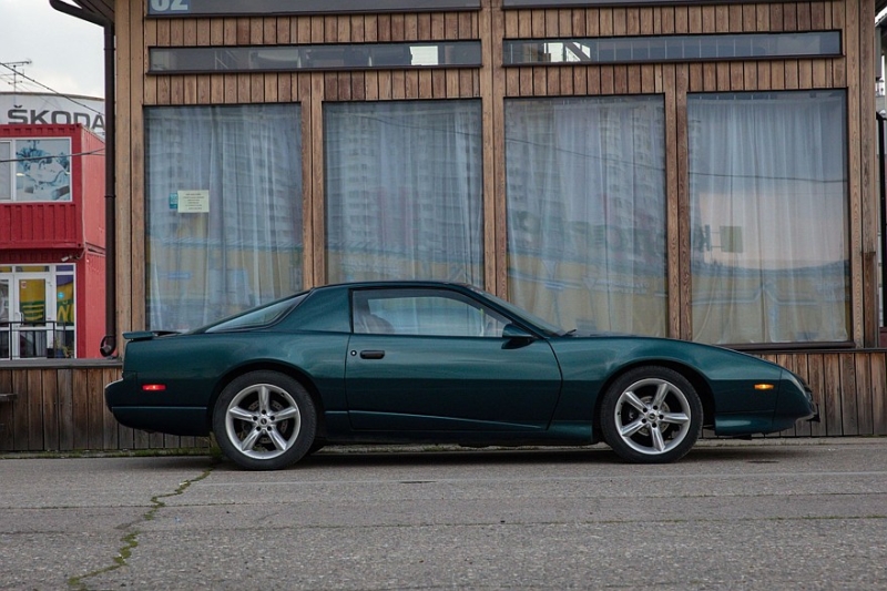 Когда аналог лучше оригинала: опыт владения Pontiac Firebird 1991 года