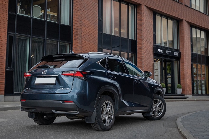 Lexus NX I с пробегом: меняйте исправное и не брезгуйте б/у деталями