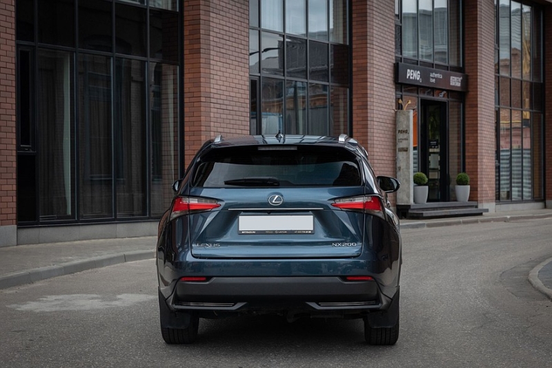 Lexus NX I с пробегом: меняйте исправное и не брезгуйте б/у деталями