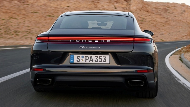 Новый Porsche Panamera: теперь без универсала, зато с активной подвеской