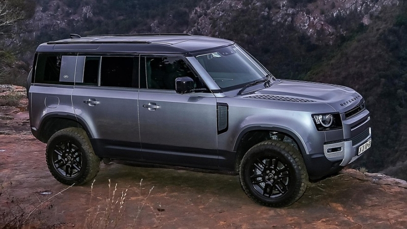 Новый топовый Land Rover Defender SVX: первые изображения