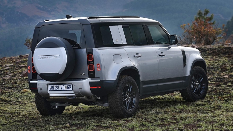 Новый топовый Land Rover Defender SVX: первые изображения