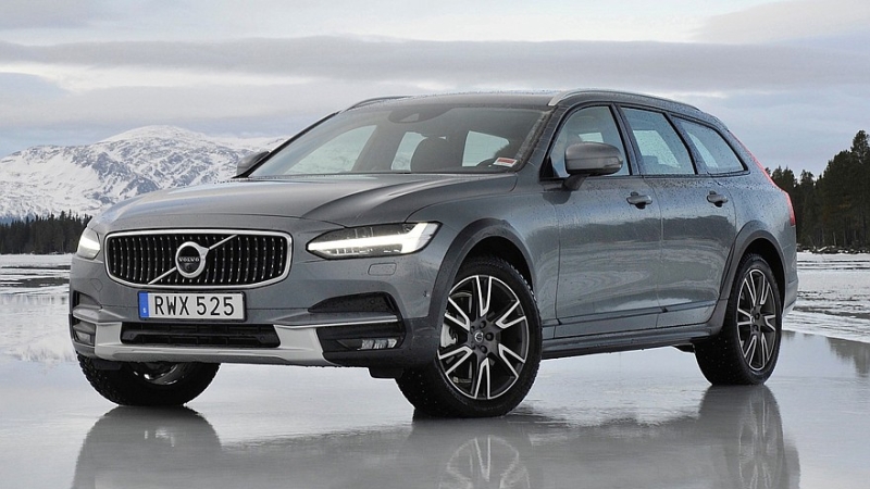 Новый Volvo V90 Cross Country: каким он может быть