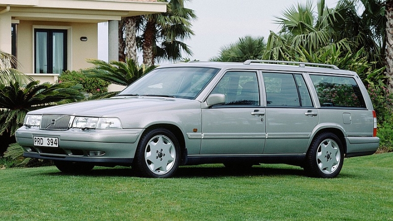 Новый Volvo V90 Cross Country: каким он может быть