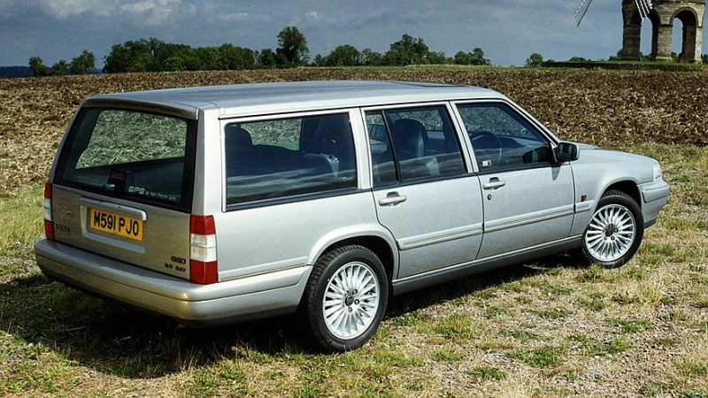 Новый Volvo V90 Cross Country: каким он может быть