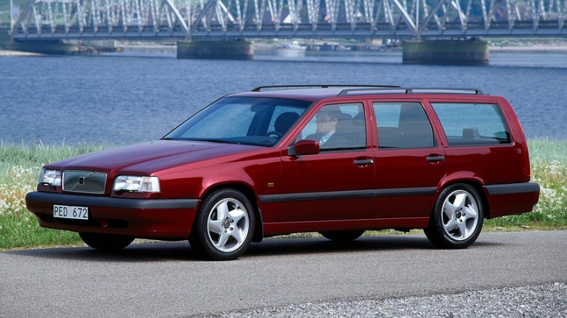 Новый Volvo V90 Cross Country: каким он может быть