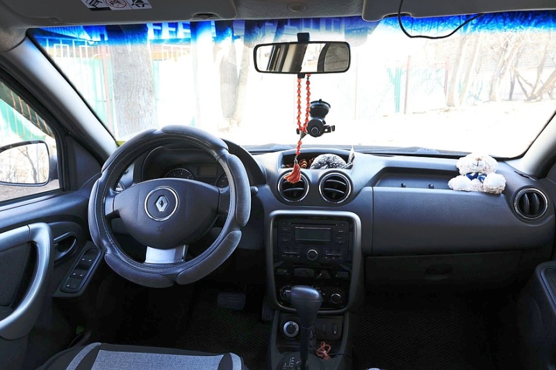 Renault Duster I c пробегом: вода в салоне и коррозия под пластиком