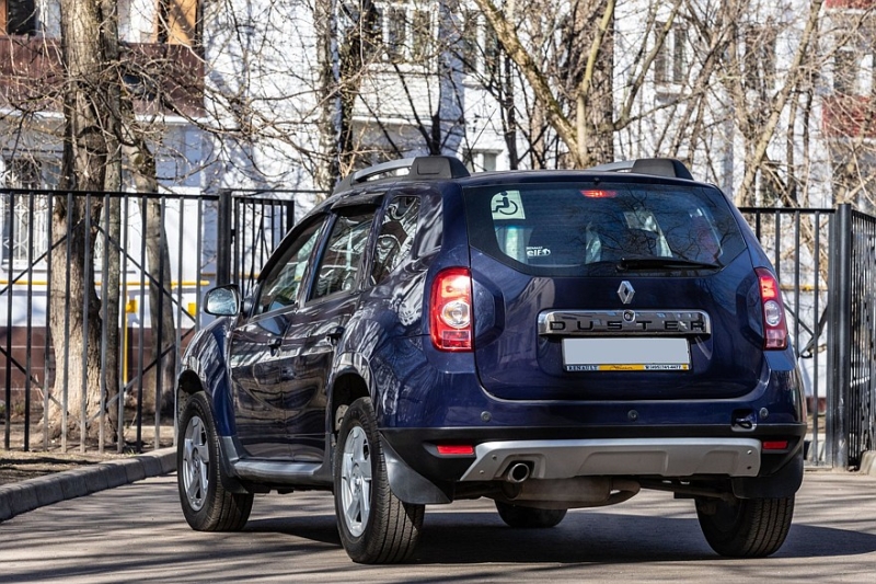 Renault Duster I c пробегом: вода в салоне и коррозия под пластиком