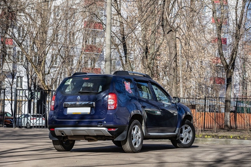 Renault Duster I c пробегом: вода в салоне и коррозия под пластиком