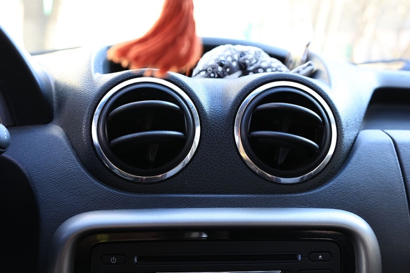 Renault Duster I c пробегом: вода в салоне и коррозия под пластиком