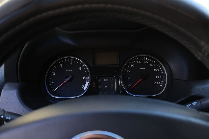 Renault Duster I c пробегом: вода в салоне и коррозия под пластиком