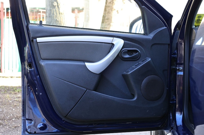 Renault Duster I c пробегом: вода в салоне и коррозия под пластиком