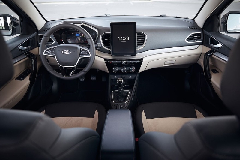 Топовые версии Lada Vesta SW и Vesta SW Cross обзавелись ценниками