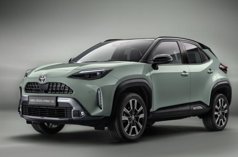 Toyota Yaris Cross обновился и стал мощнее