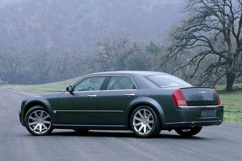 5 причин покупать и не покупать Chrysler 300C I