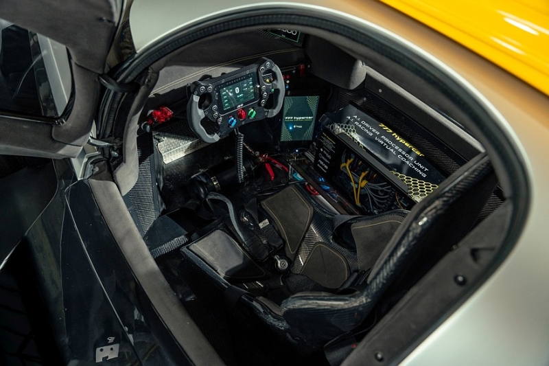 777 hypercar: одноместный трековый монстр за 7 млн евро справил мировую премьеру