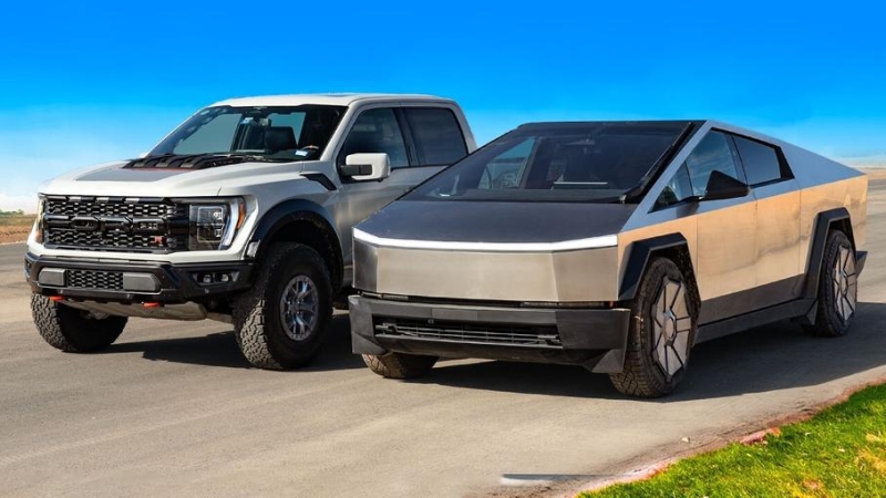 Электрическая Tesla Cybertruck устроила дуэль с бензиновым Ford F-150 Raptor R