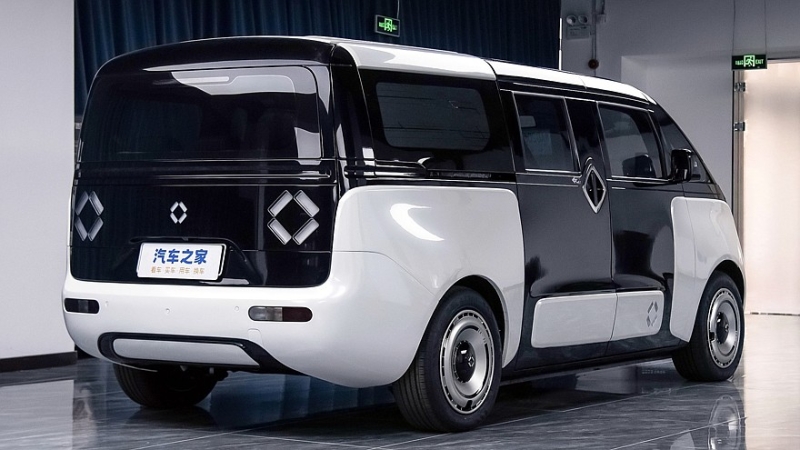 Электрический минивэн Haima EX00 метит в лидеры китайского рынка такси