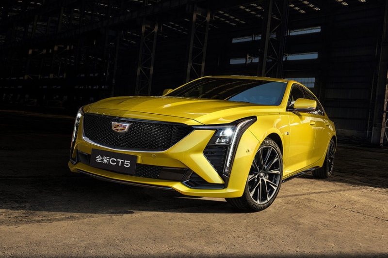 Ещё один обновлённый Cadillac CT5: без V6, но продаётся даже лучше