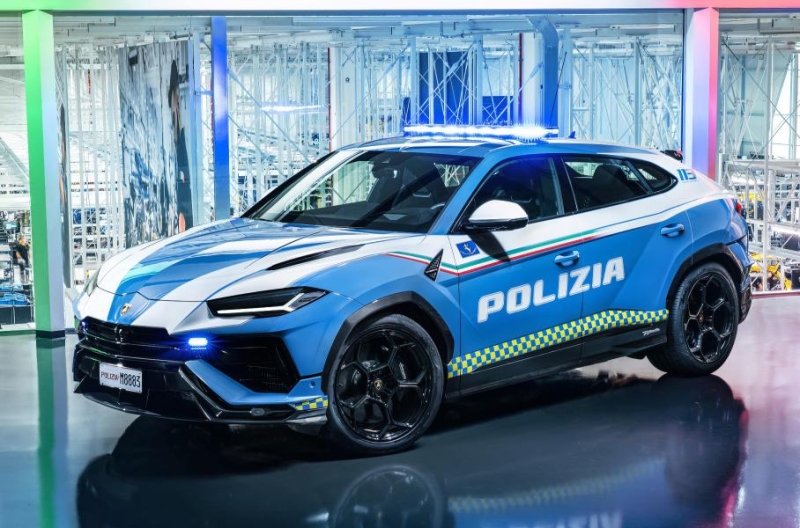 Lamborghini показала полицейский Urus Performante