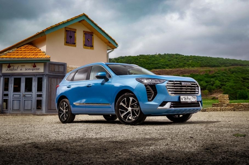 На какие кроссоверы и внедорожники россияне пересели перед зимой