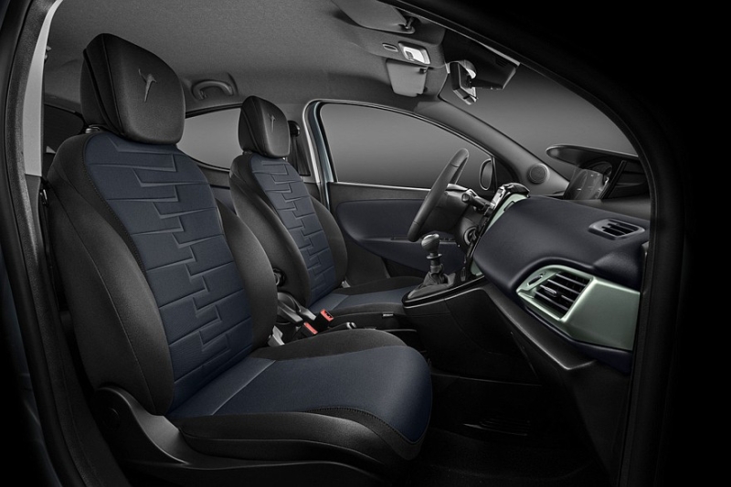 Радикально преобразившийся Lancia Ypsilon: новое официальное фото