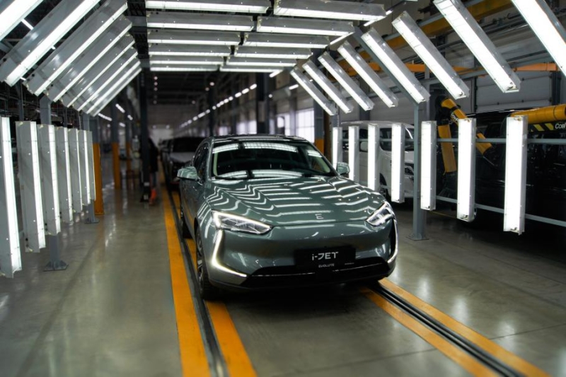 Российский Evolute запустил производство самого мощного кроссовера