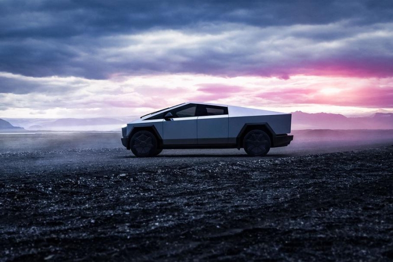 Tesla Cybertruck можно будет купить в России. Известна цена