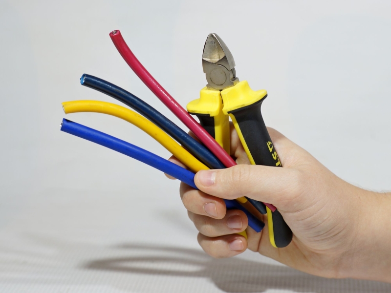 Высоковольтные провода с нулевым сопротивлением: мифы и легенды гаражного фольклора