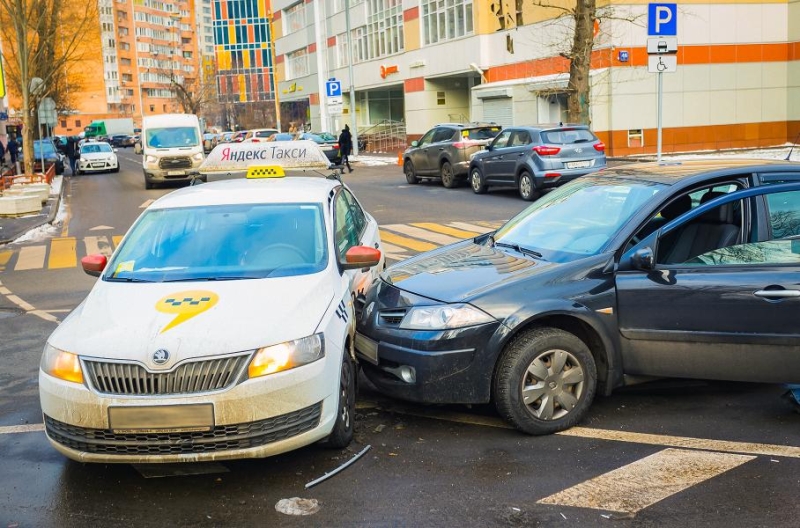 Застраховать такси оказалось дороже, чем самолет