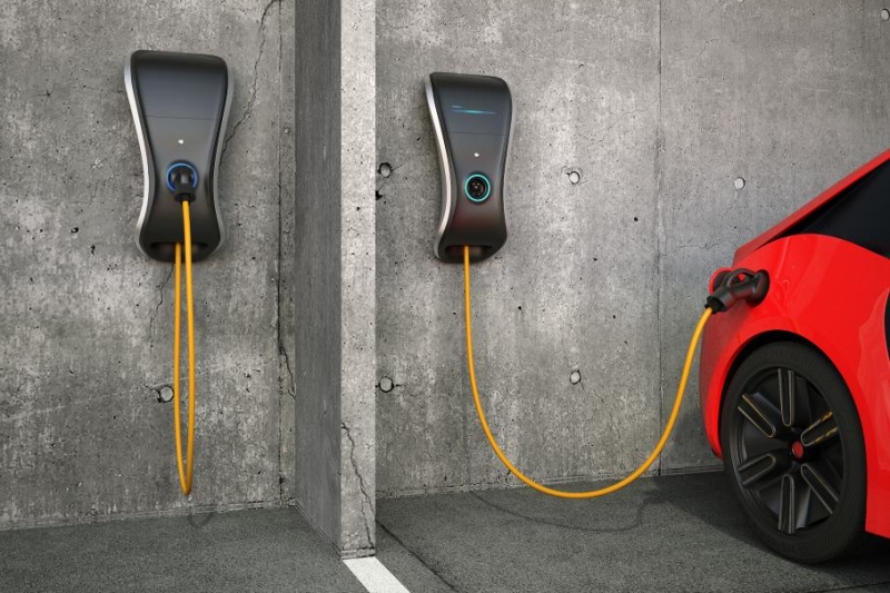 Арендная компания распродает 20 тысяч электрокаров ради машин с ДВС