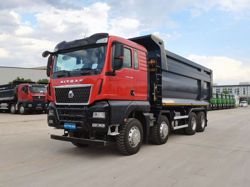 Авито Спецтехника: спрос на новые грузовики вырос на 340% за год