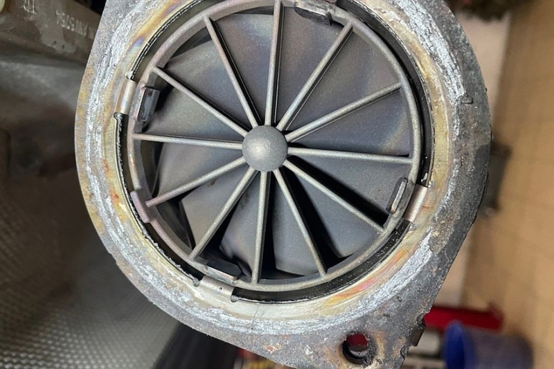 Экология против ресурса: дорогие и сложные проблемы машин, ввезенных из Европы