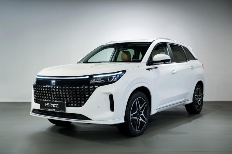 Гибрид Evolute i-Space готов к запуску в России: раскрыты комплектации