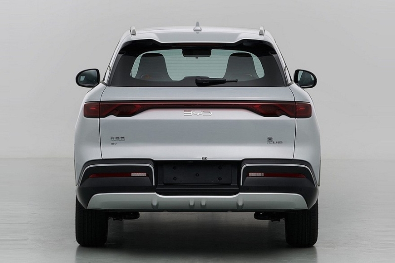 Кроссовер BYD Yuan Up размером с Крету: марка дразнит тизерами, но дизайн уже раскрыт