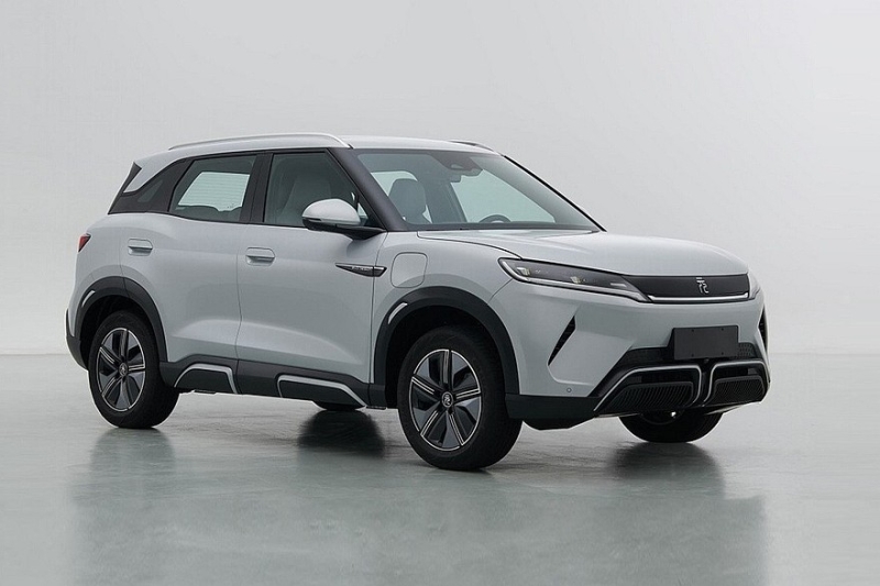 Кроссовер BYD Yuan Up размером с Крету: марка дразнит тизерами, но дизайн уже раскрыт