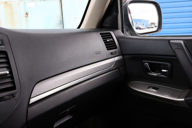 Mitsubishi Pajero IV (NS) с пробегом: нет воде в салоне и даешь бензобак из Нижнего!