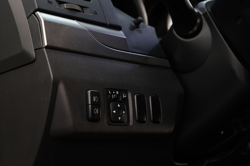 Mitsubishi Pajero IV (NS) с пробегом: нет воде в салоне и даешь бензобак из Нижнего!