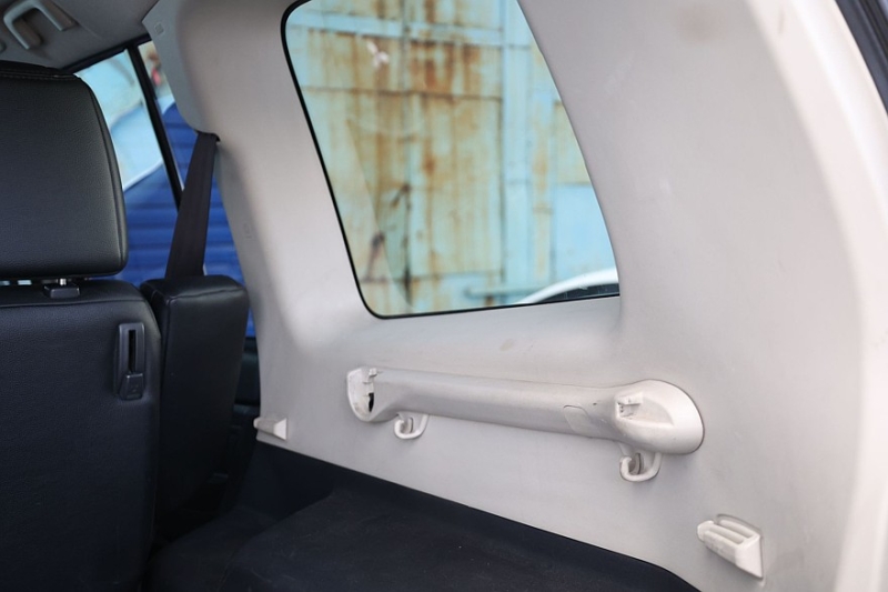 Mitsubishi Pajero IV (NS) с пробегом: нет воде в салоне и даешь бензобак из Нижнего!