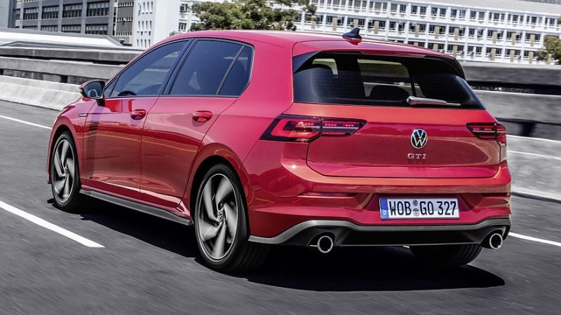 Обновлённый Volkswagen Golf GTI: первые изображения