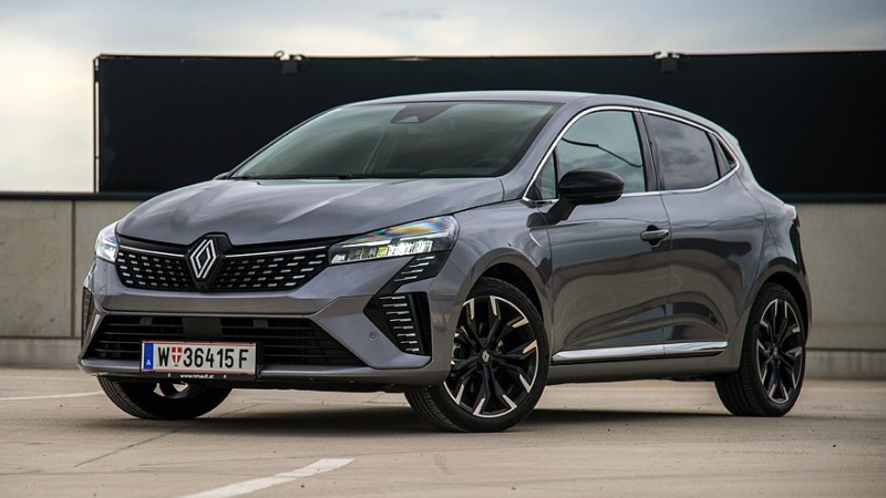 Renault готовится к запуску новинок: в списке совместная модель с Geely и старший брат Duster