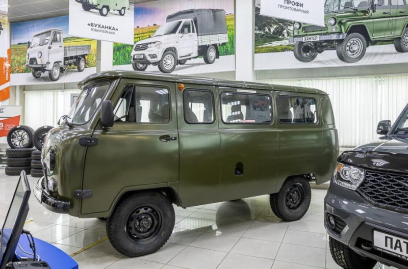 Российские автомобили за год подорожали почти в полтора раза