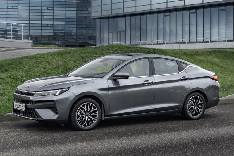 Самый дорогой «Москвич 6» начали отгружать дилерам