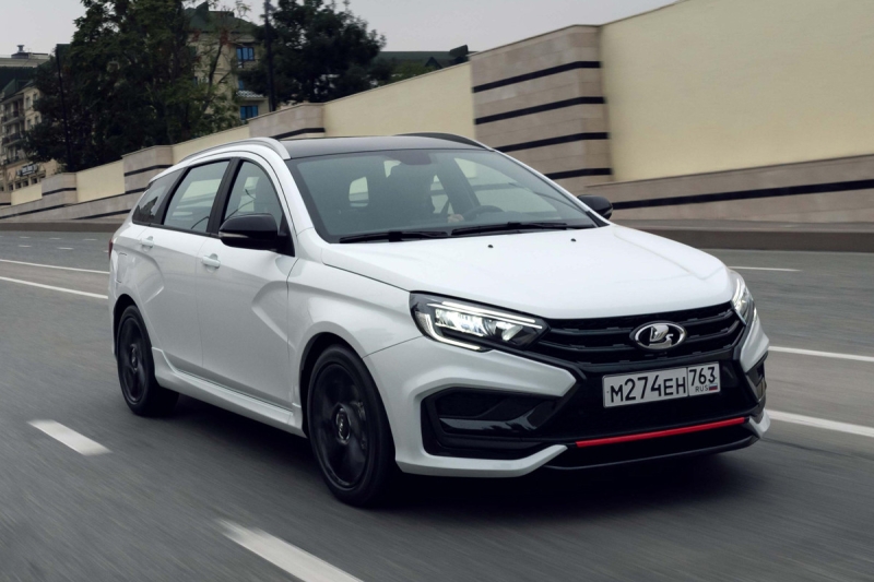 Универсал догоняет: стартовали продажи Lada Vesta SW Sportline