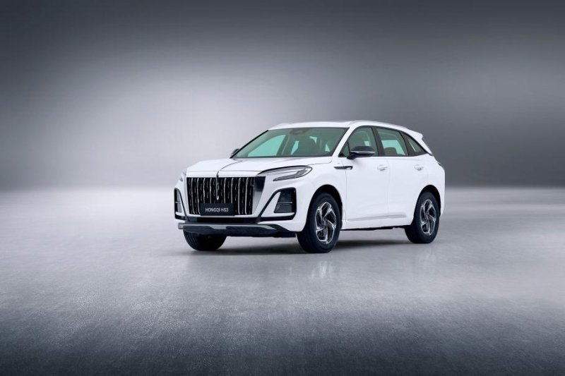 В Россию привезут премиальный кроссовер Hongqi HS3: известна дата
