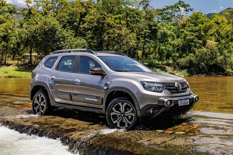 «Второй» Renault Duster не собирается на покой: представлен обновлённый кроссовер